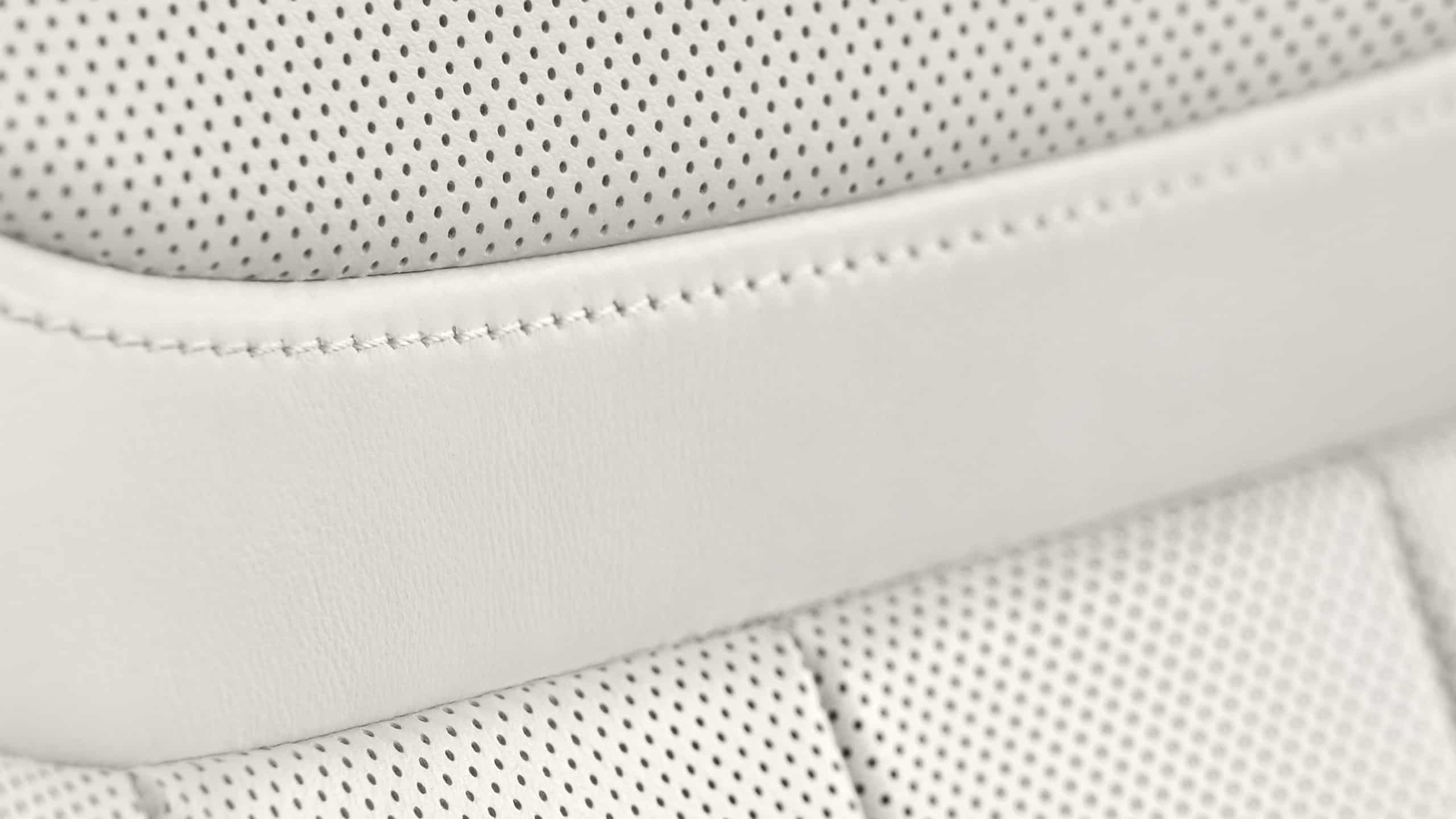 New Range Rover seat details in white