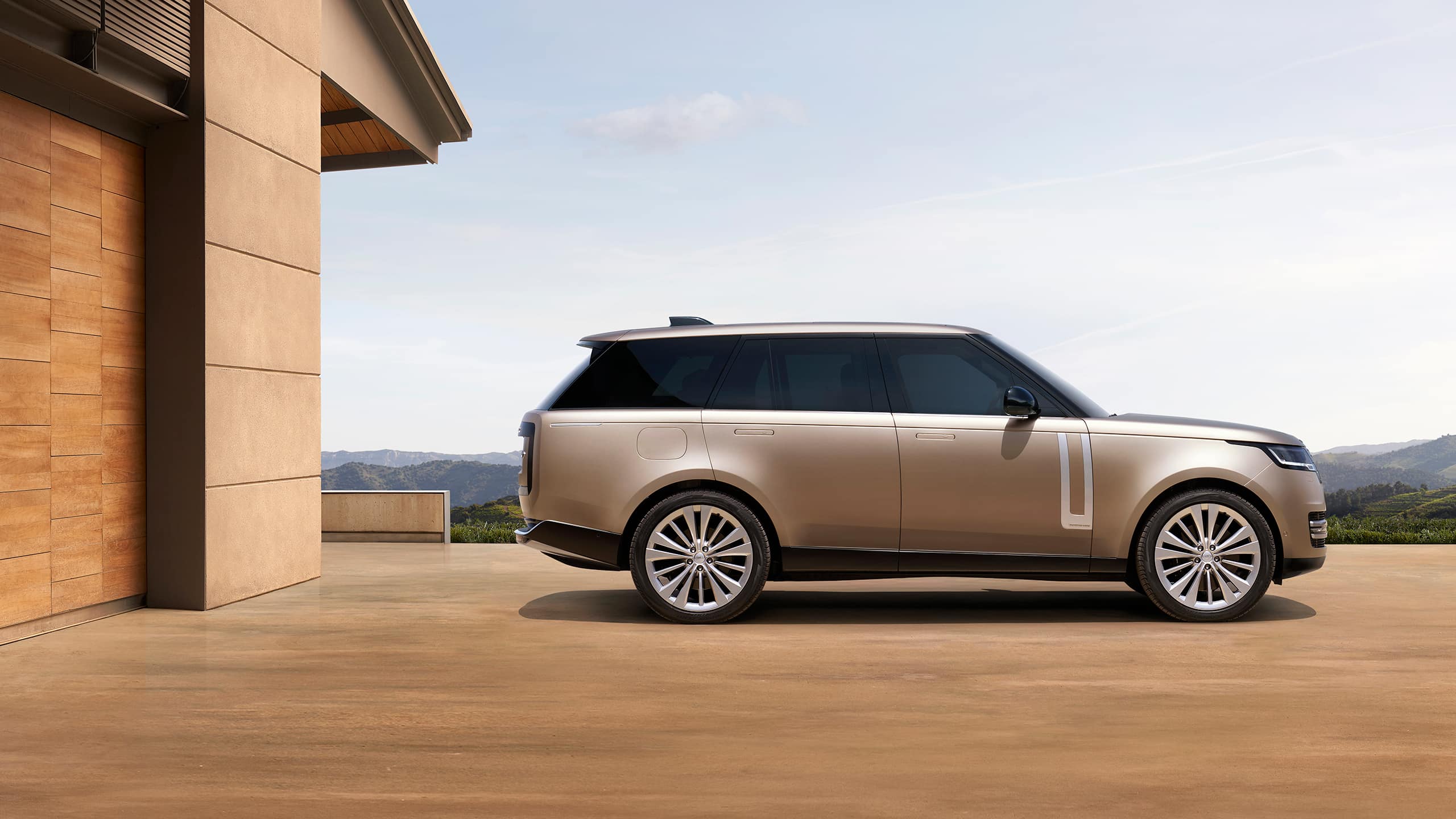New 2023 Land Rover Range Rover SV SUV In Los Angeles PA042344 Land