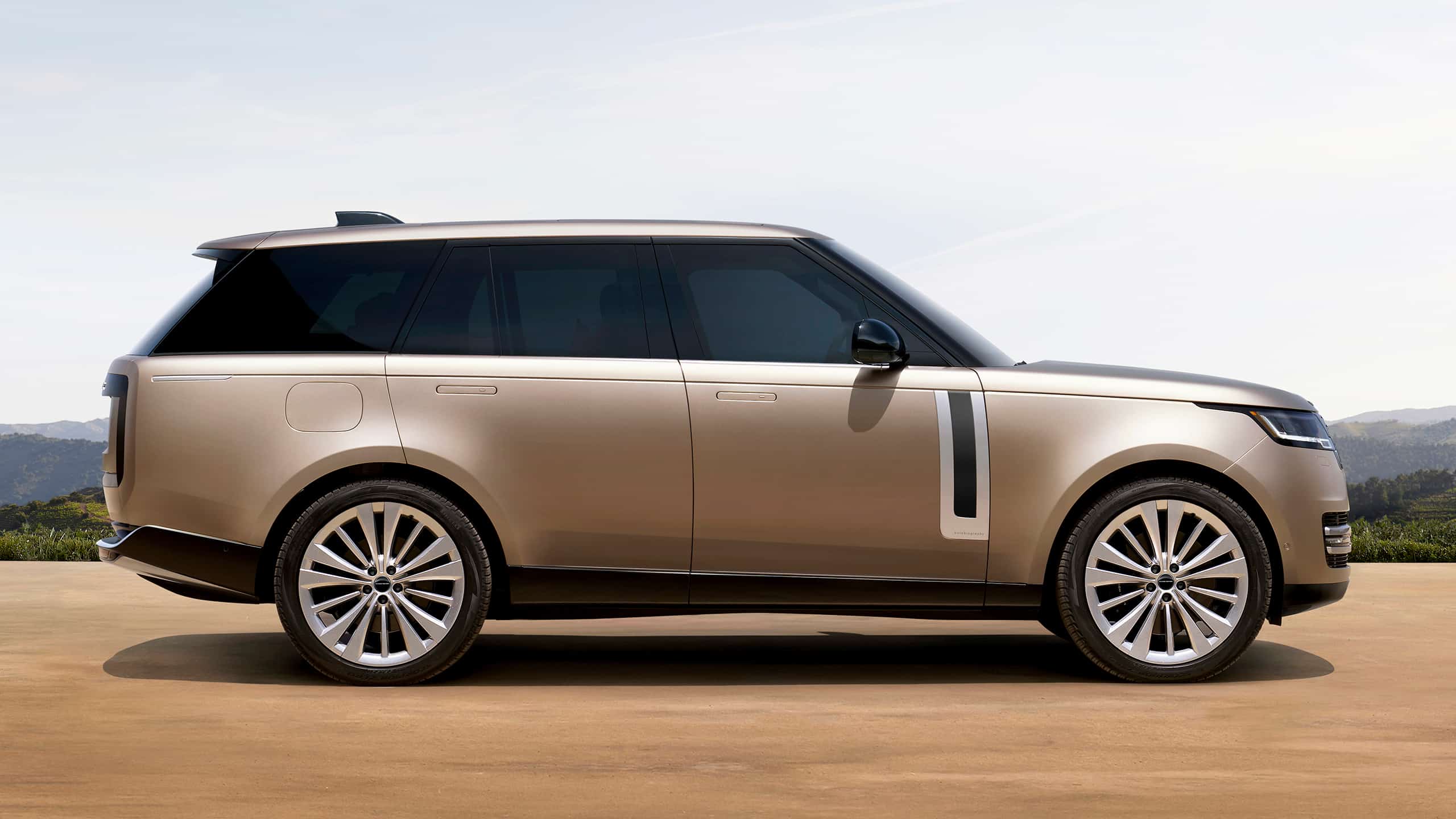 Range Rover Parked on open ground 