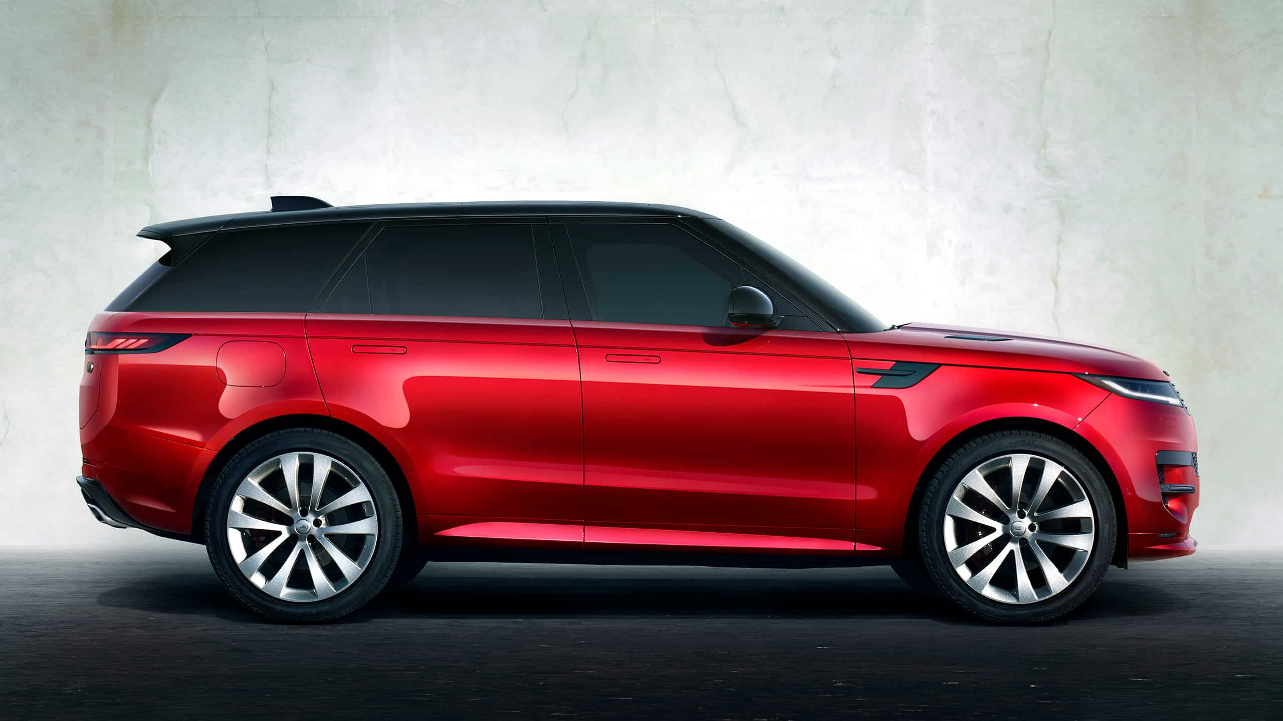 Representation of Range Rover Sport on grey textured background