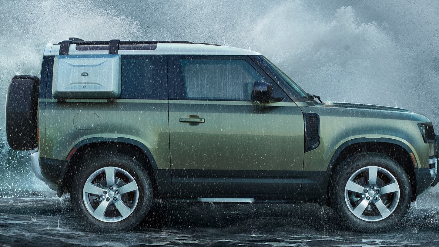 2023 Land Rover, Adventure Accessory Pack