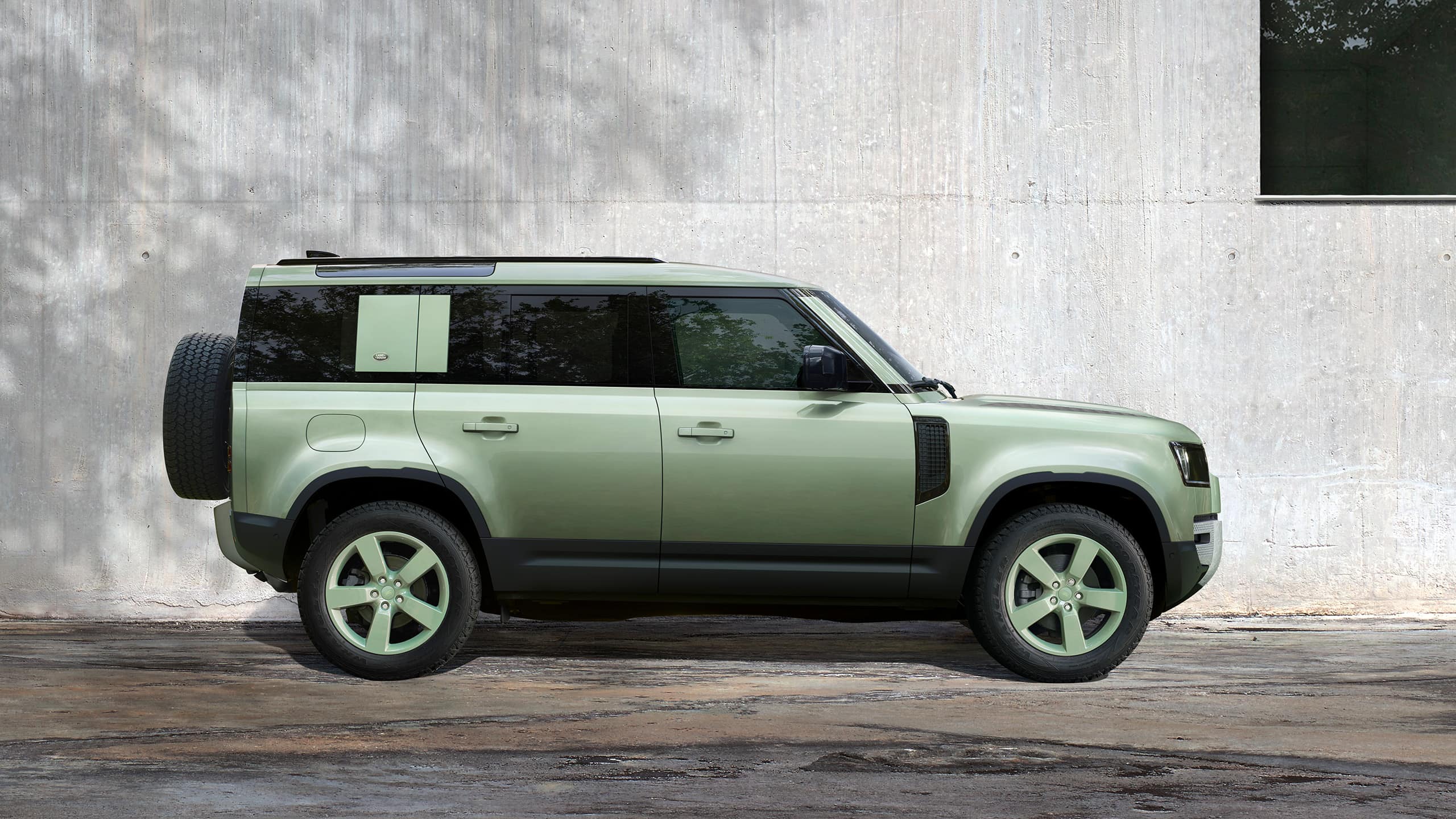 Спецверсия Land Rover Defender 110