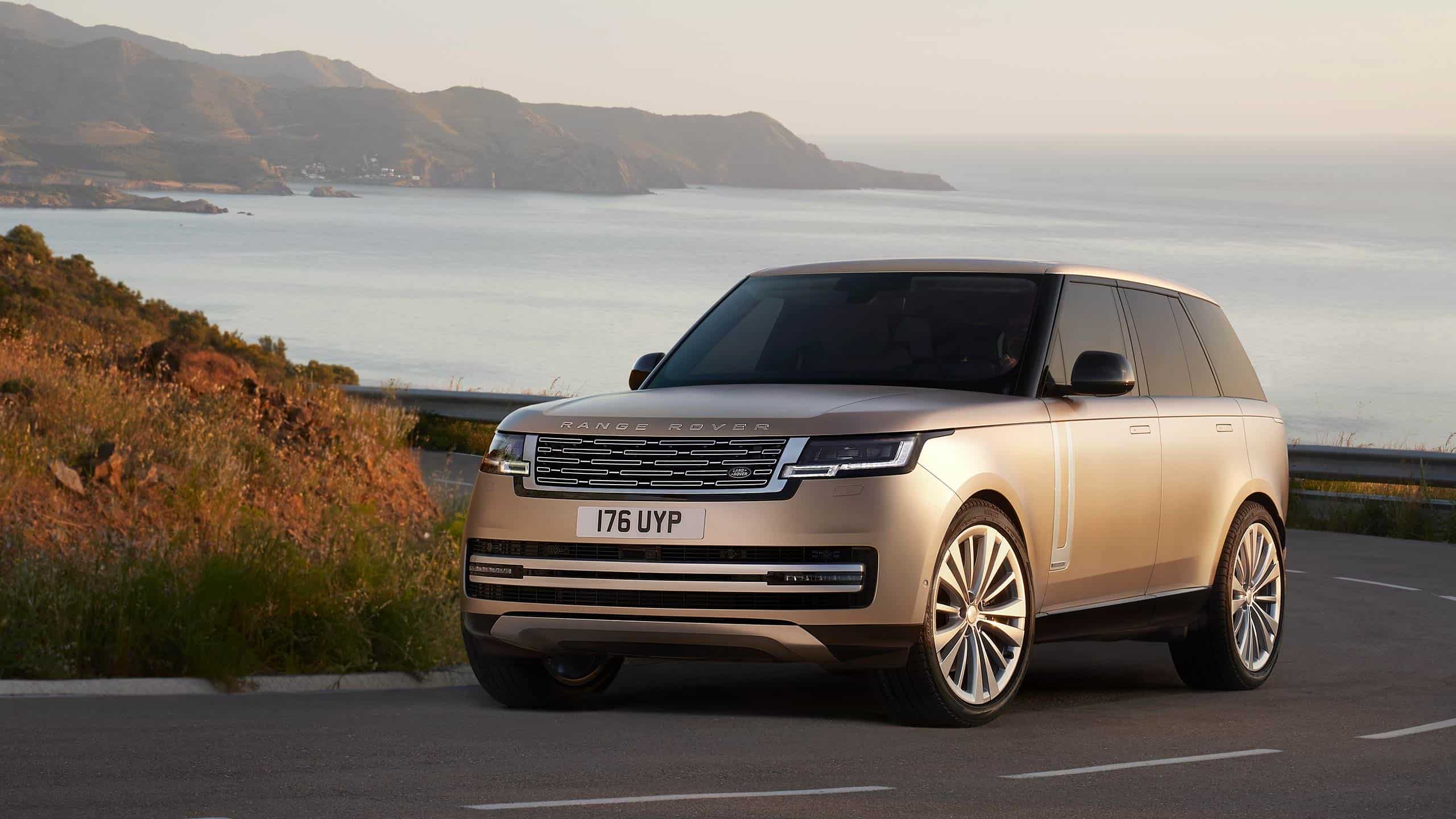 Range Rover 2025 Luxury 7 seater SUV Range Rover