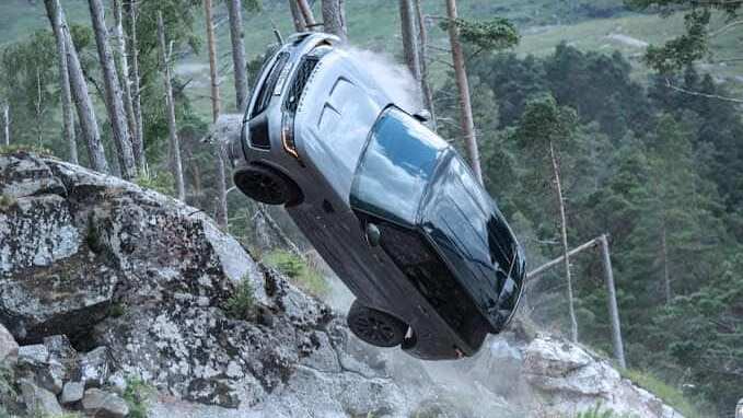 Range Rover Sport SVR James Bond behind-the-scenes