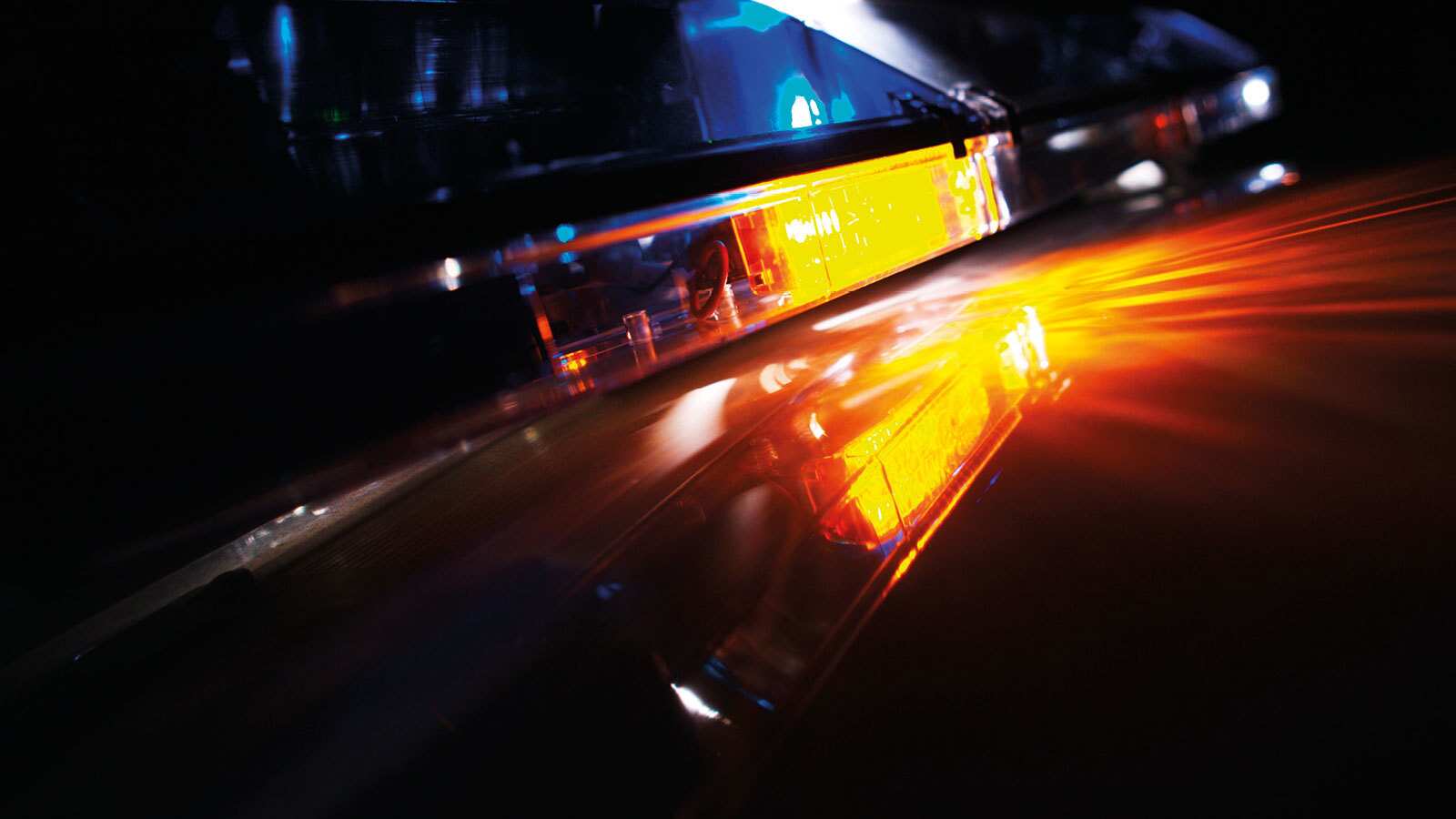 Winter Driving - How To Tackle Snow and Ice | Land Rover USA